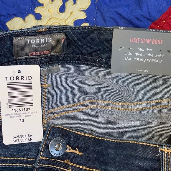 NWT Torrid luxe slim bootcut, mid rise super stretch jeans. Size 20 Tall. - Picture 7 of 8